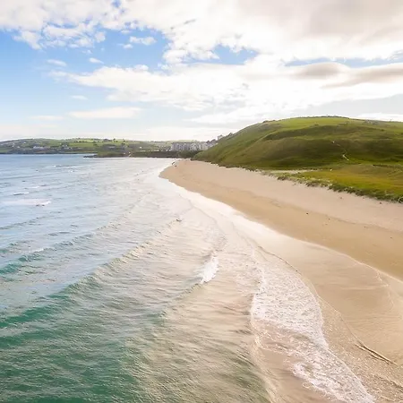 Macliam بيت ضيافة كلوناكِلتي